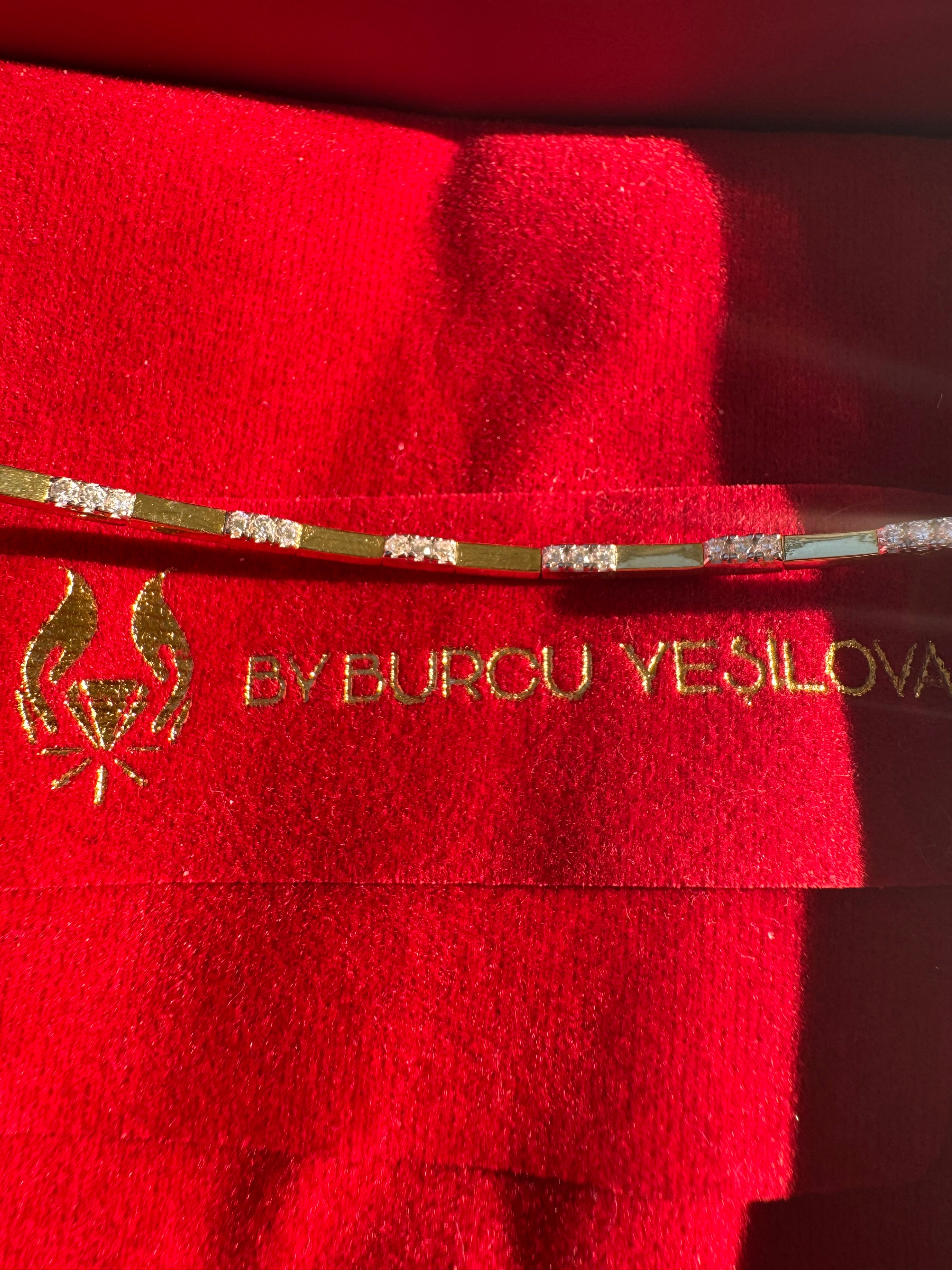 İnce taşlı zarif 925 Ayar gümüş  bileklik