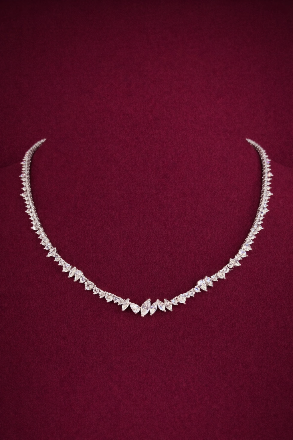 Markiz Taşlı su yolu kolye